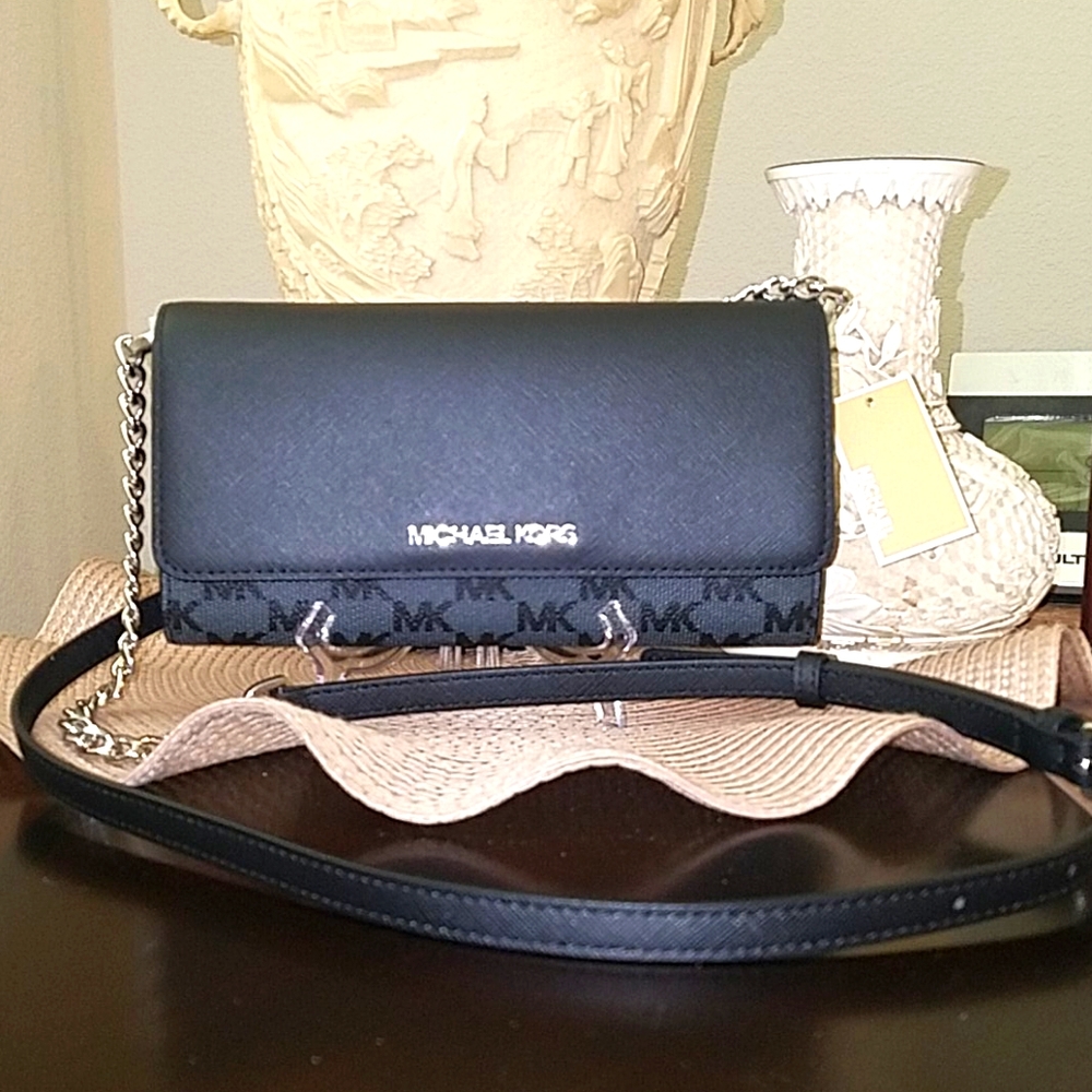 Michael Kors crossbody